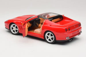 Ferrari 575M Superamerica Piros Hot Wheels 1:18 J2858 Fém – 5. kép a 8-ből