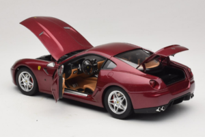 Ferrari 599 GTB Fiorano Sötétvörös Hot Wheels 1:18 M1200 Fém – 5. kép a 8-ből