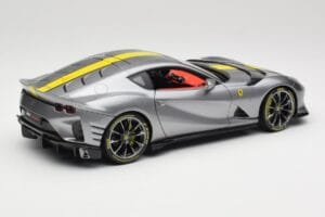 Ferrari 812 Competizione Grigio Coburn Bburago 1:18 18-01647 Fém – 3. kép a 8-ből