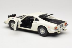 Ferrari Dino 246 GT Fehér Anson 1:18 3580 Fém – 5. kép a 8-ből
