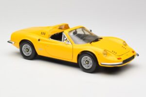 Ferrari Dino 246 GTS Sárga Hot Wheels 1:18 23920 Fém – 6. kép a 8-ből