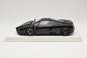Ferrari Enzo Fekete AB Models 1:18 REMC008 Gyanta