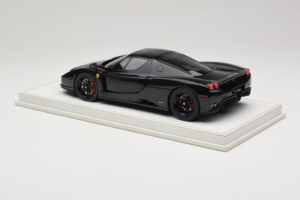 Ferrari Enzo Fekete AB Models 1:18 REMC008 Gyanta – 5. kép a 6-ből