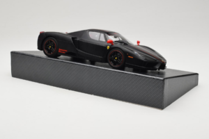 Ferrari Enzo Matt Black Korlátozott Kiadás BBR 1:18 HE180029 Fém – 5. kép a 9-ből