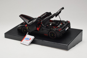 Ferrari Enzo Matt Black Korlátozott Kiadás BBR 1:18 HE180029 Fém – 6. kép a 9-ből