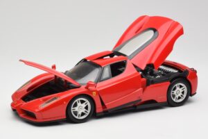 Ferrari Enzo Piros Hot Wheels 1:18 56293 Fém – 2. kép a 8-ből