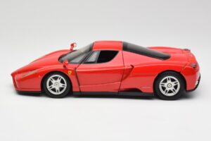 Ferrari Enzo Piros Hot Wheels 1:18 56293 Fém – 4. kép a 8-ből