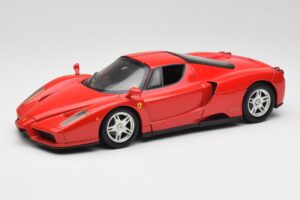 Ferrari Enzo Piros Hot Wheels 1:18 56293 Fém