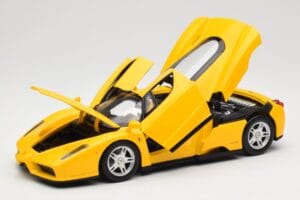 Ferrari Enzo Sárga Hot Wheels 1:18 C1550 Fém – 2. kép a 8-ből