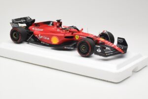 Ferrari F1-75 #16 C. Leclerc Winner Bahrain GP 2022 BBR 1:18 BBR221816 Gyanta – 4. kép a 6-ből