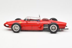 Ferrari Dino 156 Sharknose F1 1961 CMC 1:18 M-078 Fém – 3. kép a 6-ből