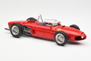 Ferrari Dino 156 Sharknose F1 1961 CMC 1:18 M-078 Fém – 4. kép a 6-ből