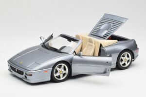 Ferrari F355 Spider Ezüst Hot Wheels 1:18 23907-M1 Fém – 2. kép a 8-ből