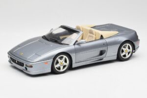 Ferrari F355 Spider Ezüst Hot Wheels 1:18 23907-M1 Fém