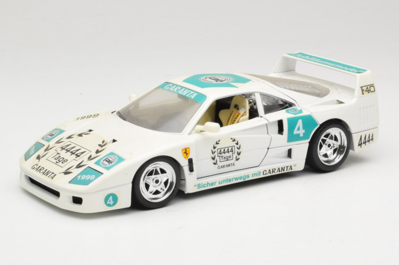 Ferrari F40 4444 Tage Garanta #4 Fehér Bburago 1:18 3332-W5 Fém
