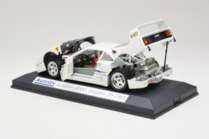 Ferrari F40 Autoliv Fehér Limitált Kiadás 150 db Exclusive Cars 1:18 EC001 Fém – 5. kép a 9-ből