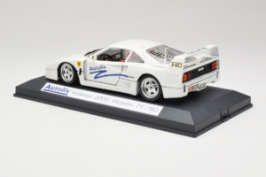 Ferrari F40 Autoliv Fehér Limitált Kiadás 150 db Exclusive Cars 1:18 EC001 Fém – 7. kép a 9-ből