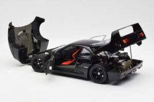 Ferrari F40 Fekete Kyosho 1:18 08416BK Fém – 7. kép a 10-ből