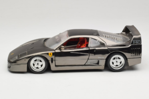 Ferrari F40 Chrome Black Bburago 1:18 3401-B1 Fém – 4. kép a 8-ből