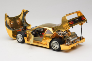 Ferrari F40 Chrome Gold Limited Edition 250 pcs Bburago 1:18 3332-G1 Fém – 5. kép a 8-ből