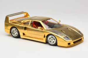 Ferrari F40 Chrome Gold Limited Edition 250 pcs Bburago 1:18 3332-G1 Fém – 6. kép a 8-ből