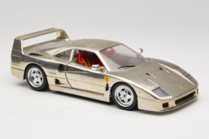 Ferrari F40 Chrome Silver Bburago 1:18 3401 Fém – 6. kép a 8-ből