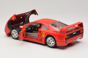 Ferrari F40 Club Deutschland Piros Bburago 1:18 3032-L3 Fém – 5. kép a 8-ből