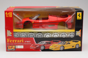 Ferrari F40 Piros Model Kit Maisto 1:18 39822 Fém