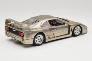 Ferrari F40 Dark Chrome Silver Kroymans Limitált Kiadás Bburago 1:18 3032-C2 Fém – 3. kép a 8-ből
