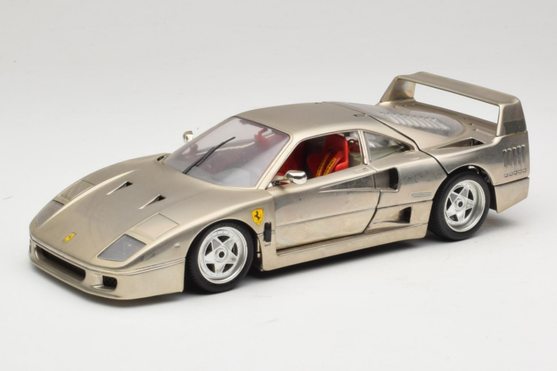 Ferrari F40 Dark Chrome Silver Kroymans Limitált Kiadás Bburago 1:18 3032-C2 Fém