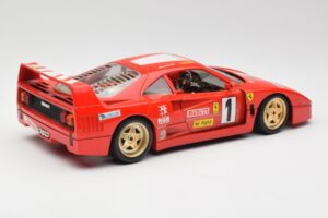 Ferrari F40 Evoluzione Bburago 1:18 3042 Fém – 3. kép a 8-ből