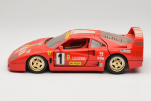 Ferrari F40 Evoluzione #1 Pirelli Piros 1992 Bburago 1:18 3042-P1 Fém – 4. kép a 8-ből