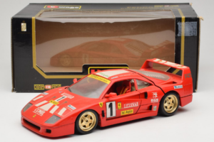 Ferrari F40 Evoluzione #1 Pirelli Piros 1992 Bburago 1:18 3042-P1 Fém – 8. kép a 8-ből