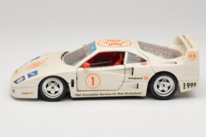 Ferrari F40 #1 Expert Fehér 1987 Bburago 1:18 3332-W2 Fém – 4. kép a 8-ből