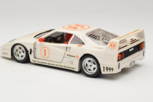 Ferrari F40 #1 Expert Fehér 1987 Bburago 1:18 3332-W2 Fém – 7. kép a 8-ből