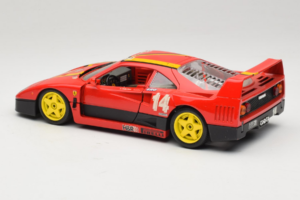 Ferrari F40 Evoluzione #14 L. Dalla Noce H&R Piros Sárga Kerekekkel 1992 Bburago 1:18 3042-H1 Fém – 7. kép a 8-ből