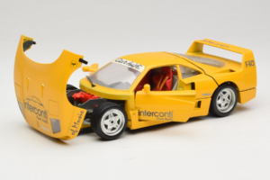 Ferrari F40 Interconti Car HiFi Sárga Bburago 1:18 3032-I1 Fém – 2. kép a 8-ből