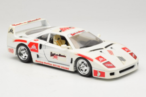 Ferrari F40 Kart-o-Mania Fehér Bburago 1:18 3332-W3 Fém – 6. kép a 8-ből