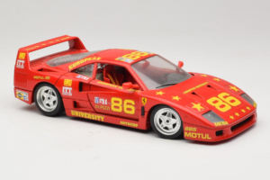 Ferrari F40 LM #86 Ch. Pozzi IMSA 24 Hours of Le Mans 1985 Piros Bburago 1:18 3332-P6 Fém – 6. kép a 8-ből