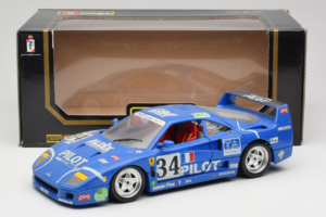 Ferrari F40 #34 M. Ferte / Thavenin / Palau Pilot Kék 1987 Bburago 1:18 3032-B1 Fém – 8. kép a 8-ből