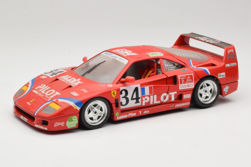 Ferrari F40 LM Pilot #34 Ferte / Thavenin / Palau 24 Hours of Le Mans 1995 Piros Bburago 1:18 3032-P3 Fém