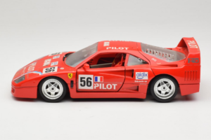Ferrari F40 #56 Pilot Piros 1987 Bburago 1:18 3332-P2 Fém – 4. kép a 8-ből
