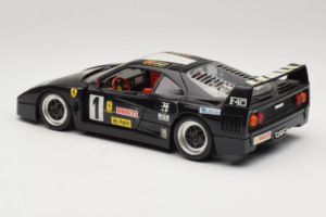 Ferrari F40 Pirelli Agip #1 Fekete Bburago 1:18 3332-B1 Fém – 7. kép a 8-ből