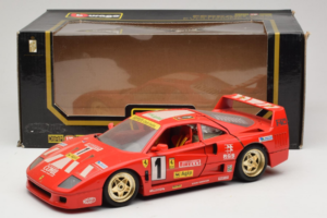 Ferrari F40 Evoluzione #1 Pirelli Agip Piros Arany Kerekekkel 1992 Bburago 1:18 3042-P2 Fém – 8. kép a 8-ből