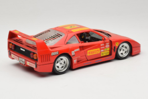 Ferrari F40 Pirelli BBS Piros Bburago 1:18 3032-P4 Fém – 3. kép a 8-ből