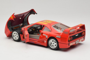 Ferrari F40 Pirelli BBS Piros Bburago 1:18 3032-P4 Fém – 5. kép a 8-ből