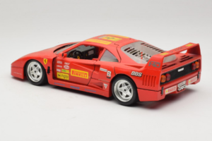 Ferrari F40 Pirelli BBS Piros Bburago 1:18 3032-P4 Fém – 7. kép a 8-ből