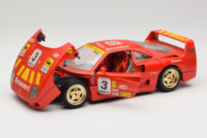 Ferrari F40 #3 Pirelli Piros 1987 Bburago 1:18 3332-P4 Fém – 2. kép a 8-ből