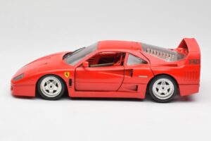 Ferrari F40 Piros Bburago 1:18 3032 Fém – 4. kép a 8-ből