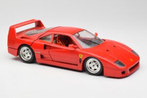 Ferrari F40 Piros Bburago 1:18 3032 Fém – 6. kép a 8-ből